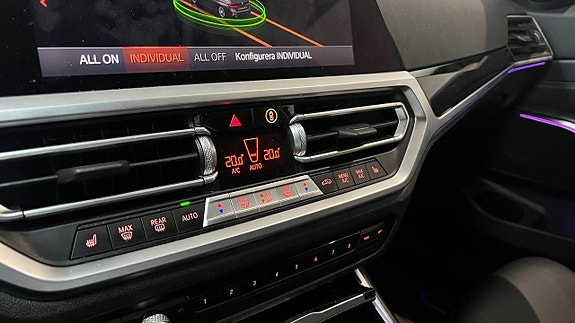 BMW 330e 18 of 23