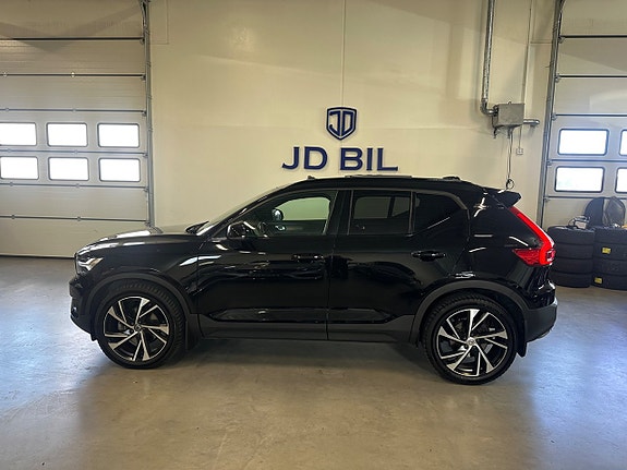 Volvo XC40 6 of 20