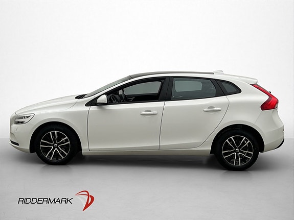 Volvo V40 4 of 29