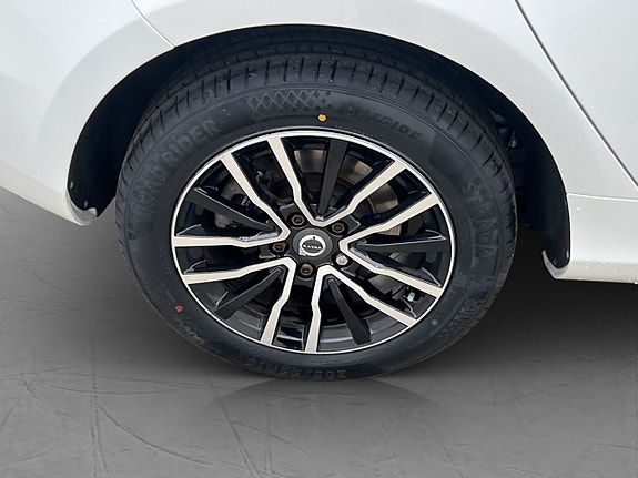 Volvo V40 28 of 29