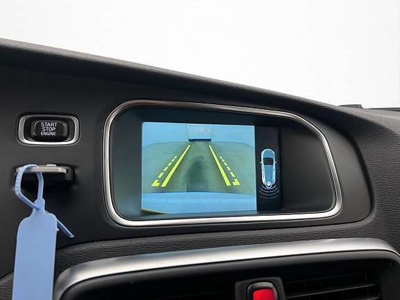 Volvo V40 18 of 29