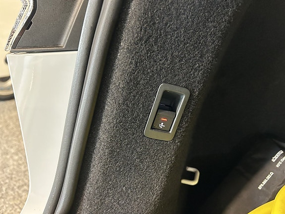 Audi Q4 e-tron 17 of 27