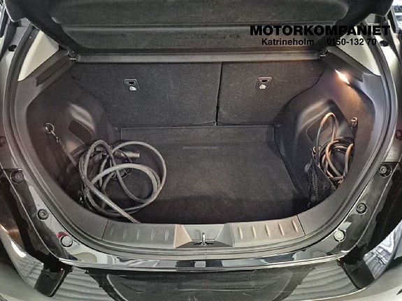 Nissan Leaf 16 of 16