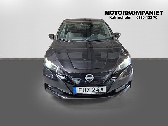 Nissan Leaf 2 of 16
