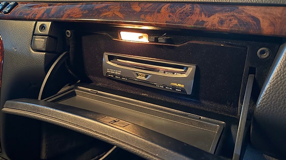 Mercedes-Benz S55 17 of 19