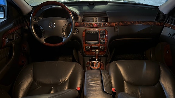 Mercedes-Benz S55 9 of 19