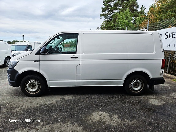 Volkswagen Transporter 9 of 25