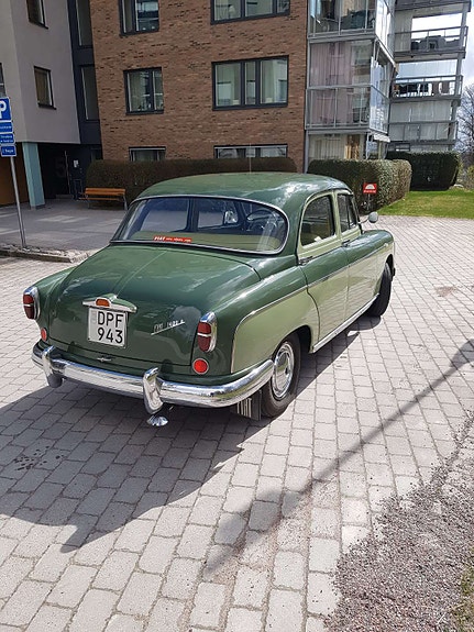 Fiat 1100 2 of 6