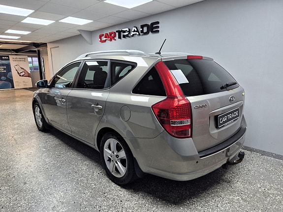 Kia Ceed 4 of 22