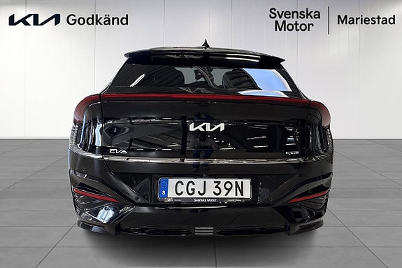 Kia EV6 5 of 21