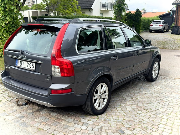 Volvo XC90 3 of 6