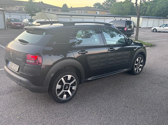 Citroen C4 Cactus 4 of 6