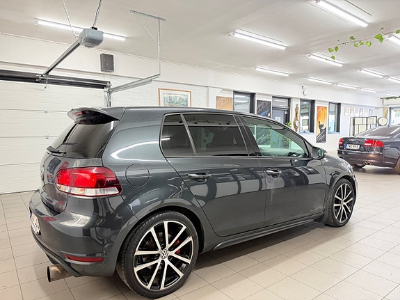 Volkswagen Golf I 8 of 27
