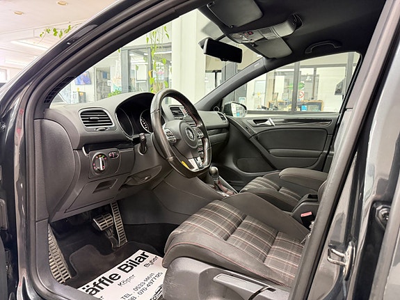 Volkswagen Golf I 22 of 27