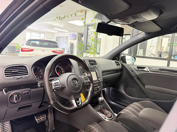 Volkswagen Golf I 24 of 27