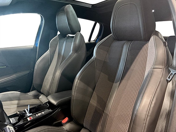 Peugeot 208 5 of 18