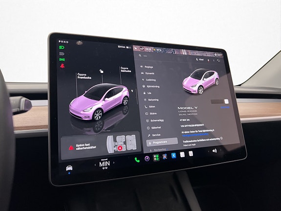 Tesla Model Y 21 of 30