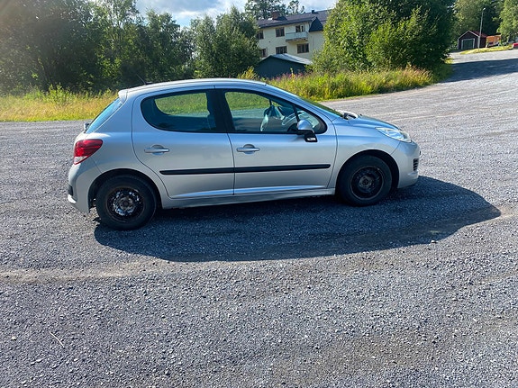 Peugeot 207 6 of 7
