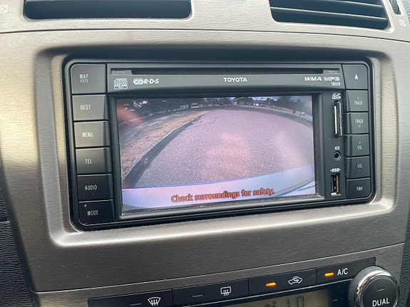 Toyota Avensis 14 of 21