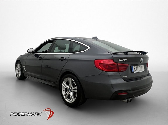 BMW 330i 6 of 30