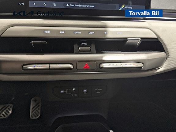 Kia EV4 14 of 15