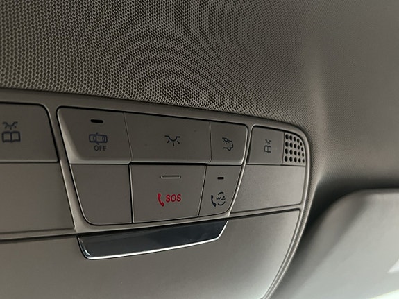Mercedes-Benz E200 20 of 30