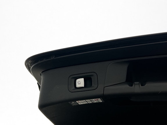 Mercedes-Benz C200 29 of 30