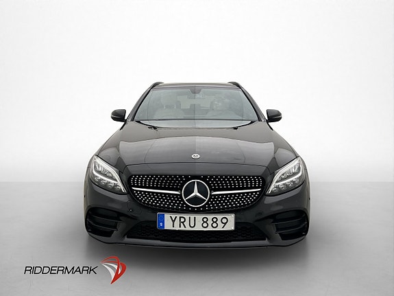 Mercedes-Benz C200 2 of 30