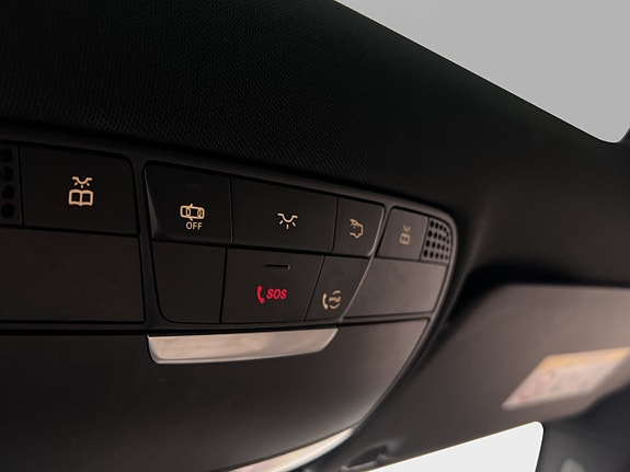 Mercedes-Benz C200 19 of 30