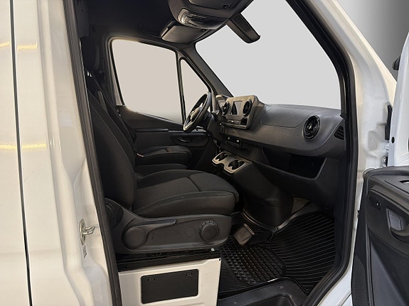 Mercedes-Benz Sprinter 316 12 of 24