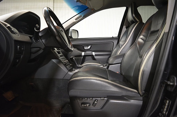 Volvo XC90 8 of 22