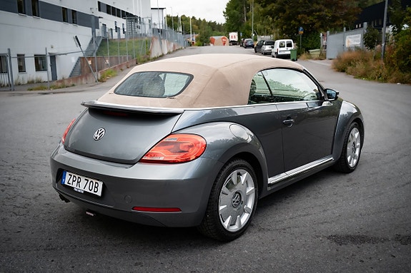 Volkswagen Beetle 9 of 25