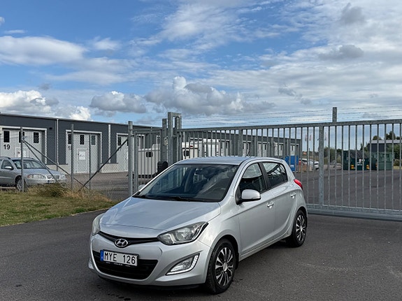 Hyundai i20 5 of 7