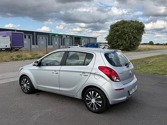Hyundai i20 4 of 7