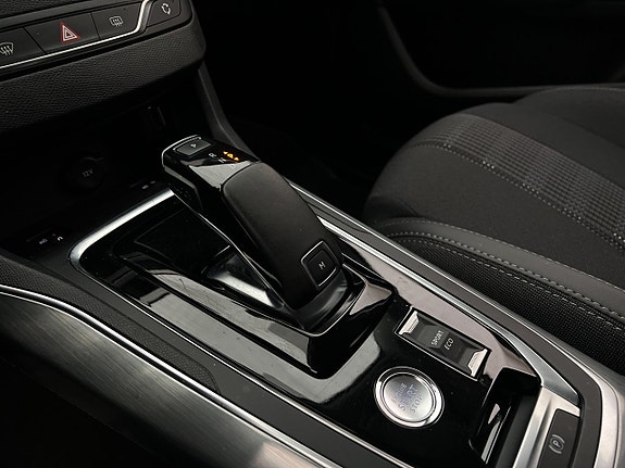 Peugeot 308 18 of 27