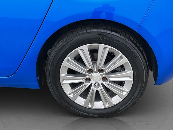 Peugeot 308 25 of 27