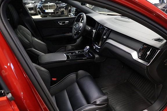 Volvo V60 9 of 18