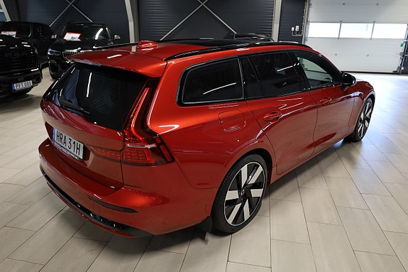 Volvo V60 7 of 18
