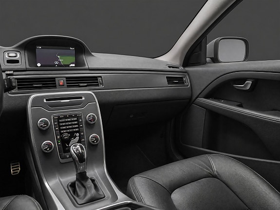 Volvo XC70 15 of 22