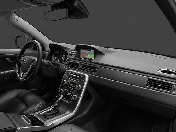 Volvo XC70 17 of 22