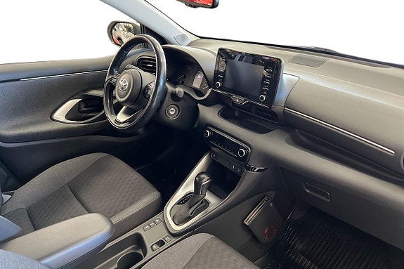 Toyota Yaris 7 of 21