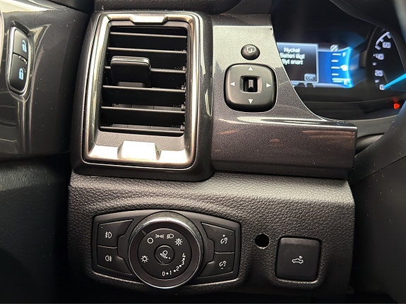 Ford Ranger 13 of 30