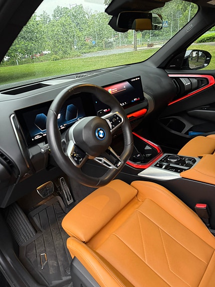 BMW X3 9 of 11