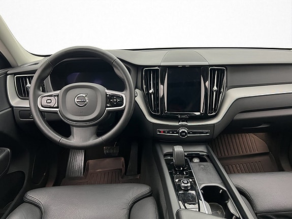 Volvo XC60 24 of 30