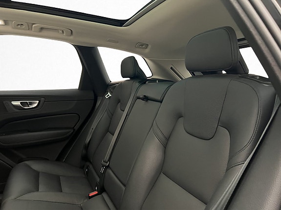 Volvo XC60 28 of 30