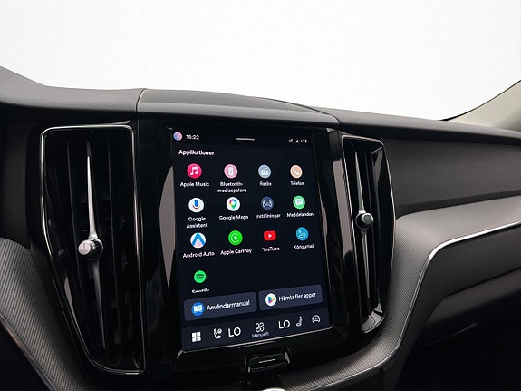 Volvo XC60 22 of 30