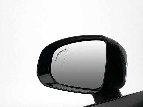 Volvo XC60 27 of 30