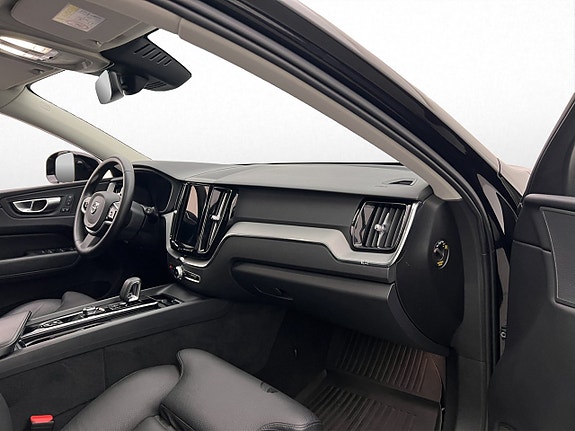 Volvo XC60 26 of 30