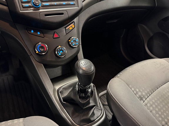 Chevrolet Aveo 10 of 11