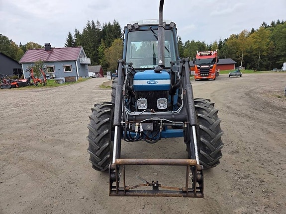 Ford 5610 4 of 10